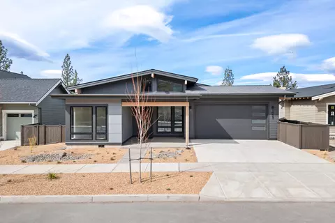 3027 NW Polarstar Ave #LOT 38, Bend, OR 97703