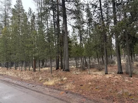 Sun Forest Drive, La Pine, OR 97739