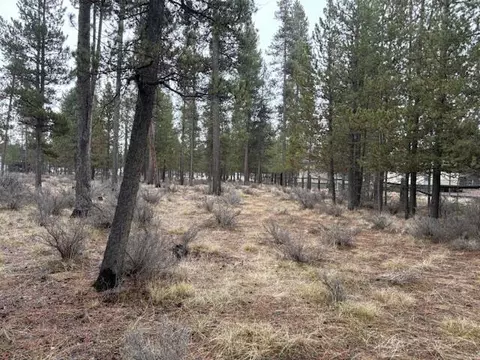Sun Forest Drive, La Pine, OR 97739 photo 17