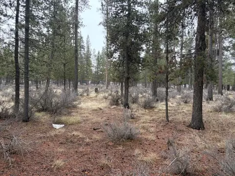Sun Forest Drive, La Pine, OR 97739 photo 16