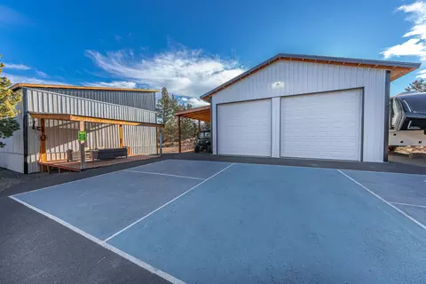 60515 Ward Rd, Bend, OR 97702 photo 3