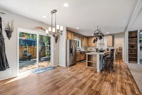 56252 Comet Dr, Bend, OR 97707 photo 16