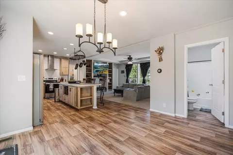 56252 Comet Dr, Bend, OR 97707 photo 15