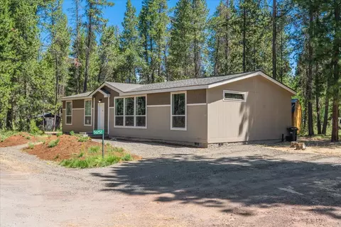 56252 Comet Dr, Bend, OR 97707