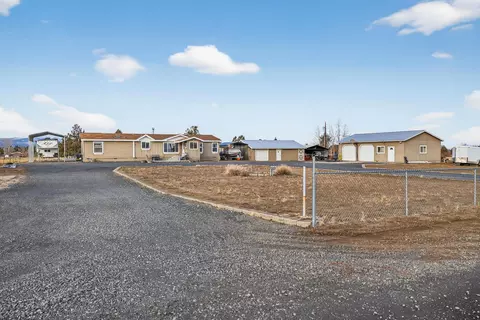 63493 Gentry Loop, Bend, OR 97701