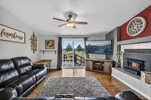 63493 Gentry Loop, Bend, OR 97701 photo 18