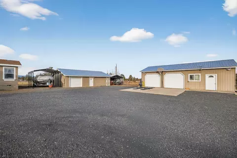 63493 Gentry Loop, Bend, OR 97701 photo 31