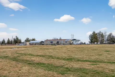 63493 Gentry Loop, Bend, OR 97701 photo 40