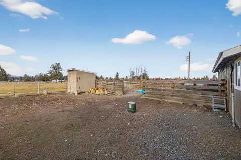 63493 Gentry Loop, Bend, OR 97701 photo 33
