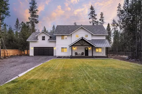 Exterior - 17349 Merganser Dr, Bend, OR 97707 photo 2 of 9