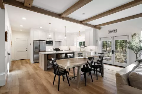 Dining - 17349 Merganser Dr, Bend, OR 97707 photo 1 of 2