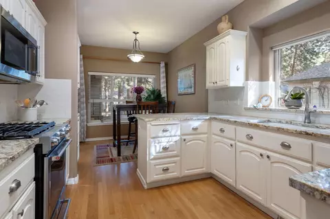 Kitchen - 60749 Willow Creek Loop, Bend, OR 97702 photo 1 of 3