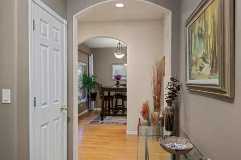 Entry Way - 60749 Willow Creek Loop, Bend, OR 97702 photo 1 of 1