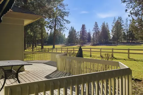 Exterior - 60749 Willow Creek Loop, Bend, OR 97702 photo 6 of 6
