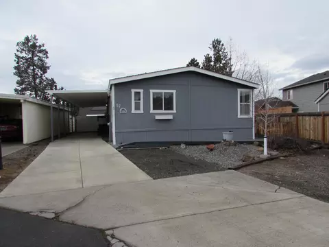 2633 SW Obsidian Ave #57, Redmond, OR 97756