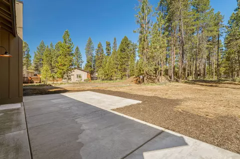 Exterior - 17216 Jacinto Rd, Bend, OR 97707 photo 6 of 8