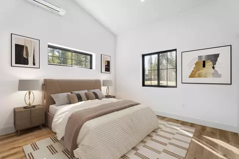 Bedroom - 17216 Jacinto Rd, Bend, OR 97707 photo 2 of 5