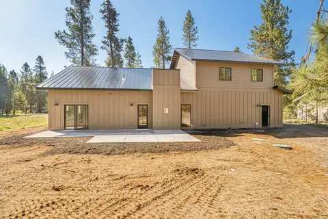 Exterior - 17216 Jacinto Rd, Bend, OR 97707 photo 3 of 8