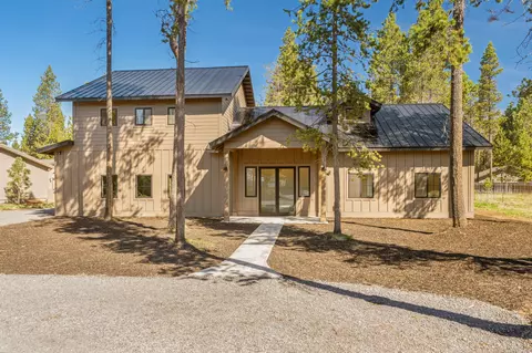 17216 Jacinto Rd, Bend, OR 97707