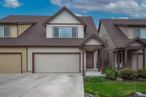 2881 SW Indian Cir, Redmond, OR 97756