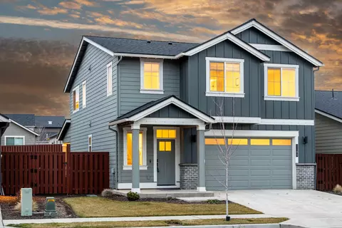 1180 NE Henry Dr, Prineville, OR 97754