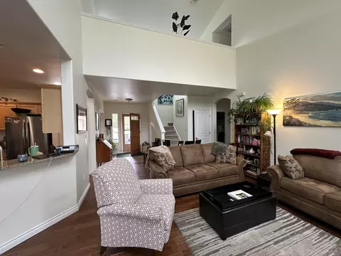 19548 Fishhawk Loop, Bend, OR 97702 photo 5