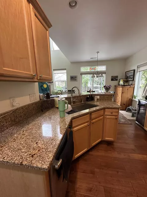 19548 Fishhawk Loop, Bend, OR 97702 photo 7