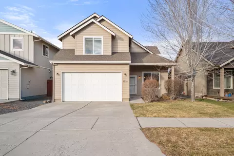 3216 NE Zoe Ave, Bend, OR 97701