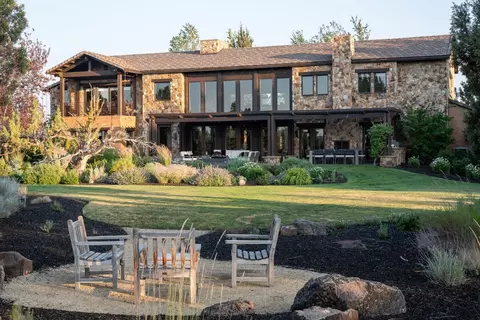 23126 Switchback Ct, Bend, OR 97701