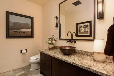 Bath - 23126 Switchback Ct, Bend, OR 97701 photo 3 of 5