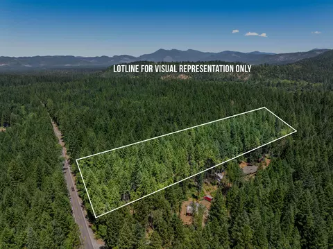 7443 Rockydale Rd, Cave Junction, OR 97523