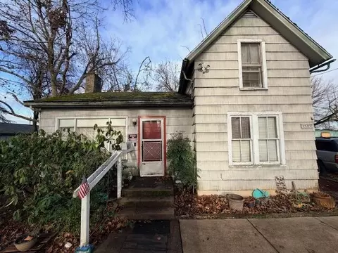 1170 W Mcandrews Rd, Medford, OR 97501