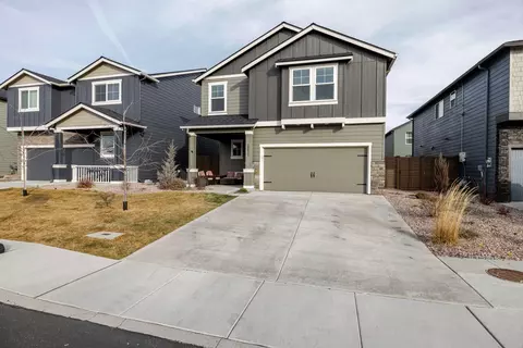 20632 Kira Dr, Bend, OR 97702