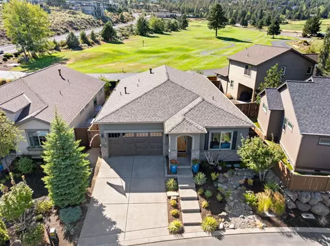 2631 NW Boulder Ridge Loop, Bend, OR 97703 photo 2