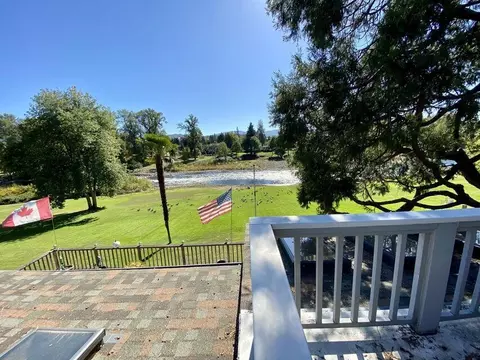 955 SW Rogue River Ave, Grants Pass, OR 97526