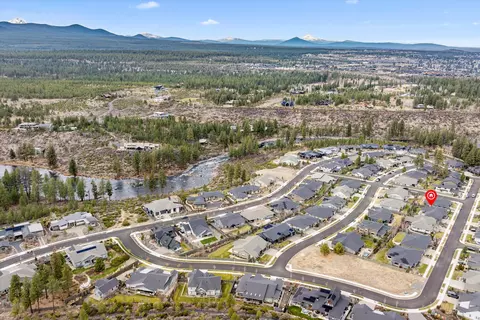 View/Area - 60873 SW Headwaters Loop, Bend, OR 97702 photo 5 of 8