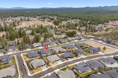 View/Area - 60873 SW Headwaters Loop, Bend, OR 97702 photo 4 of 8