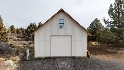 60990 Jennings Rd, Bend, OR 97702 photo 32