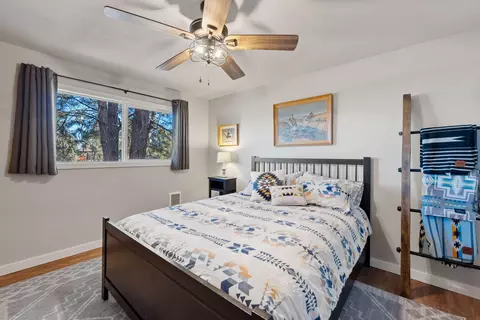 Bedroom - 66511 Ponderosa Loop, Bend, OR 97703 photo 1 of 8