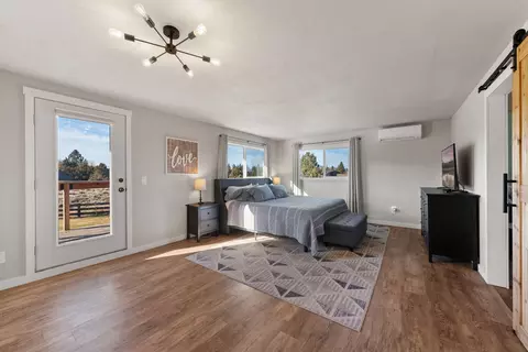 Bedroom - 66511 Ponderosa Loop, Bend, OR 97703 photo 4 of 8