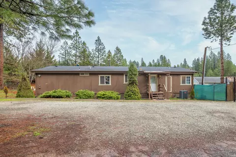 110 Pine Tree Way, Selma, OR 97538