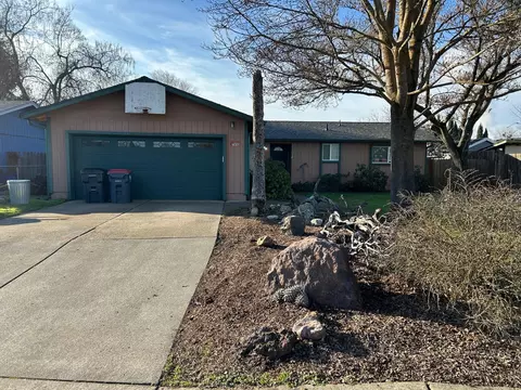 7695 Hale Way, White City, OR 97503