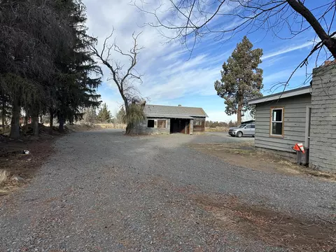 21430 Highway 20, Bend, OR 97701 photo 17