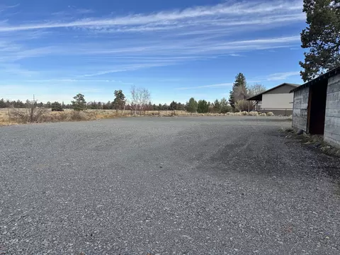 21430 Highway 20, Bend, OR 97701 photo 10