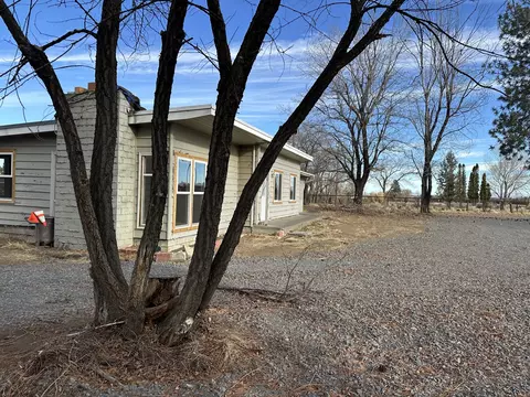 21430 Highway 20, Bend, OR 97701 photo 2