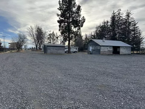 21430 Highway 20, Bend, OR 97701 photo 6