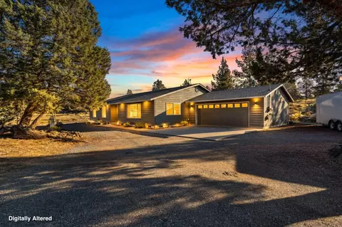 5800 NW 66th Ln, Redmond, OR 97756