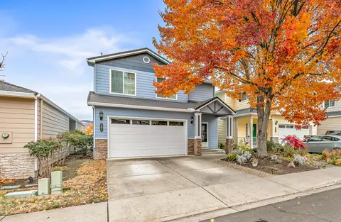 291 Meadow Dr, Ashland, OR 97520