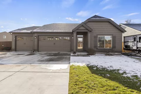 5008 Amberview Ln, Klamath Falls, OR 97603