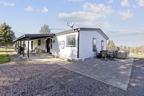 2165 SE Madras Rd, Madras, OR 97741